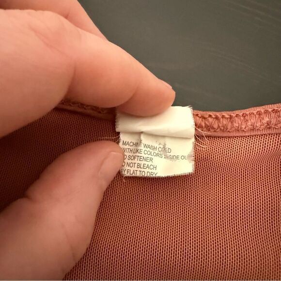 Fabletics Trinity High Impact Sports Bra Womens Size M Pink Athleisure Gym Yoga - Picture 6 of 8